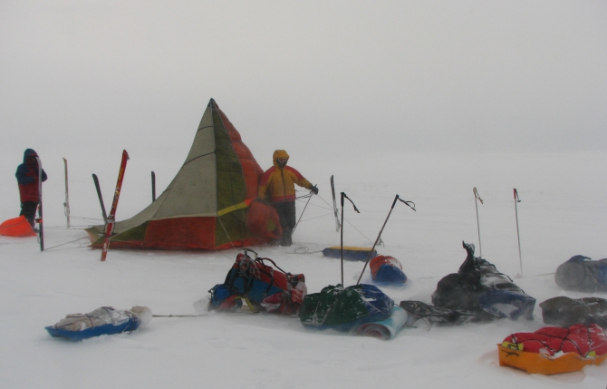По морям и тундрам. Фотоальбом (лыжный туризм, турклуб маи, полярный урал, ямал, карское море)