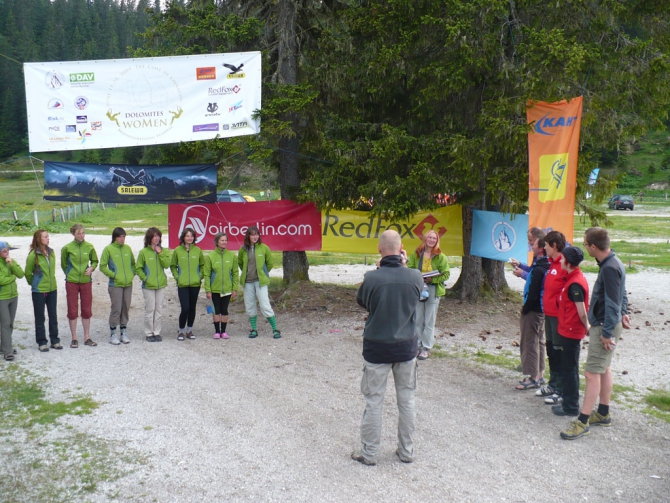 DOLOMITES WOMEN. Награждение и награжденные (Альпинизм, салева, цска им.демченко, dav club russland, tre cime di lavaredo, фестиваль альпинизма, salewa, red fox, лаваредо, женский альпинизм, ред фокс, кант, доломиты)