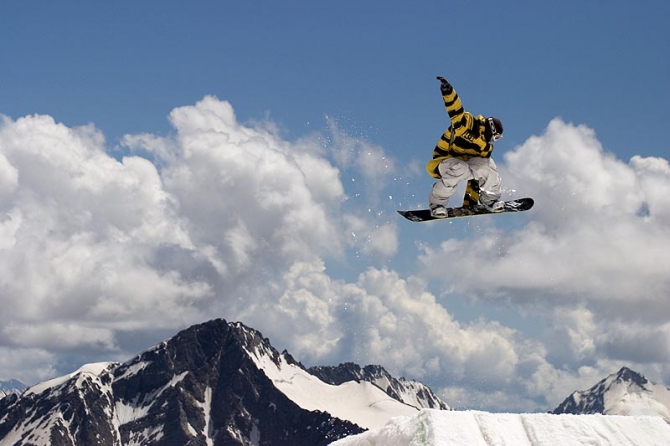 Elbrus Summer Camp 2009 - о PIG, девочках и не только... :, Горные лыжи/Сноуборд, elxcamp, freeski, горы, эльбрус, new school, нью скул, приэльбрусье)