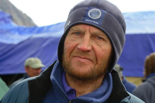 «Мы знаем, что нужно сделать, чтобы совершить это восхождение» (Альпинизм, к2, зимнее восхождение, грызлов, red fox)