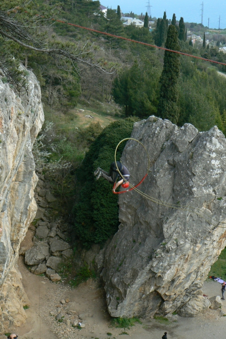 Команда RAPT сегодня выезжает в Норвегию ставить рекорд мира в Ropejumping'е
