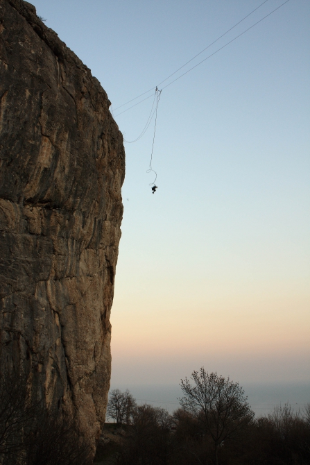 Команда RAPT сегодня выезжает в Норвегию ставить рекорд мира в Ropejumping'е