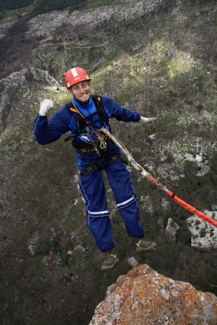 Команда RAPT сегодня выезжает в Норвегию ставить рекорд мира в Ropejumping'е