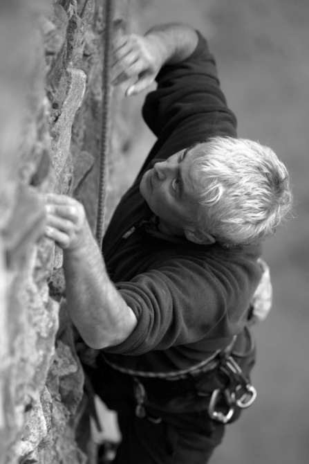 Каменный скалодром в Десногорске. Продолжение. (Скалолазание)