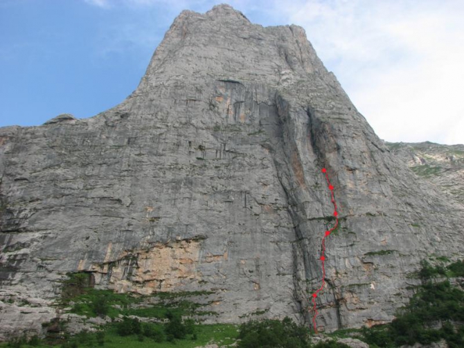 Пробит первый мультипитч на Северный Фишт - "Штрих" (Альпинизм, сотник, шаферов, западная стена, скалы юга, aq)