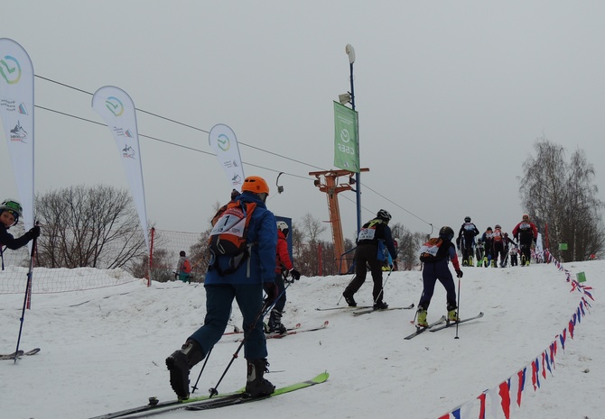 Первые традиционные московские соревнования по ски-альпинизму в Крылатском 20 февраля 2021 (Ски-тур)