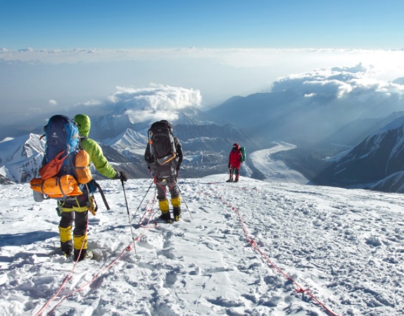 Lenin2 Нужны высотные гиды с английским для работы с коммерческими восхождениями на пик Ленина в июле и августе (Альпинизм)