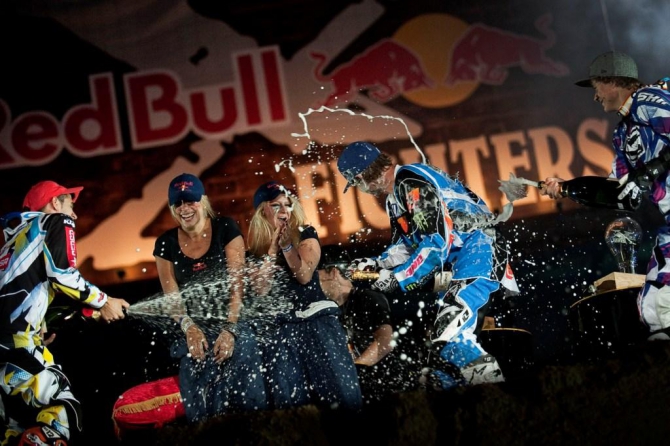 Red Bull X-Fighters. Лондон. (мотокросс, события, фристайл)