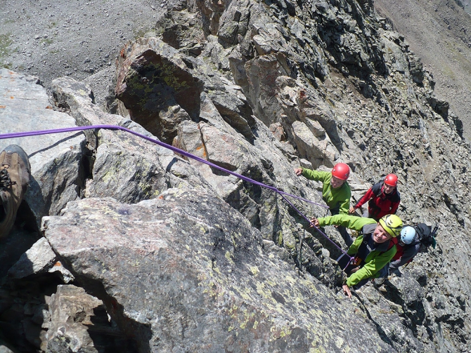 Night Butterfly Team. Часть 2. Кальяны на вершинах мира (зимний, скотников, морозова, ozone, ночные бабочки, уллутау)