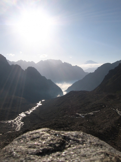 Night Butterfly Team. Часть 2. Кальяны на вершинах мира (зимний, скотников, морозова, ozone, ночные бабочки, уллутау)