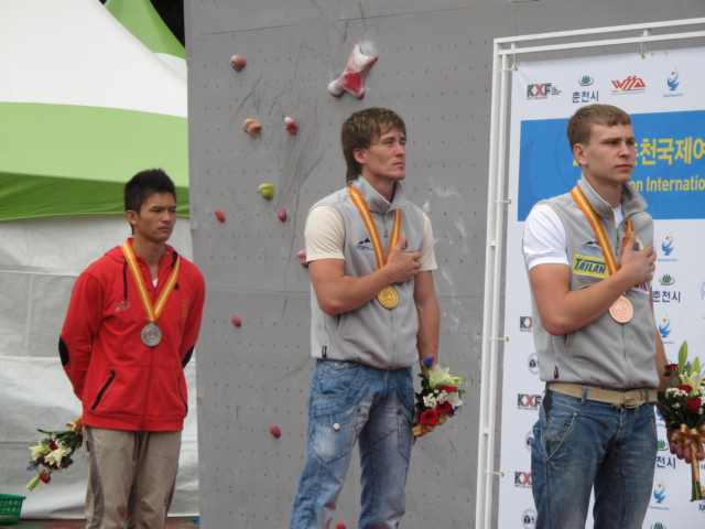 Александр Нигматулин - Чемпион Азии в скорости!!! Миф о непобедимости Китайцев разрушен! (Скалолазание, sport climbing, russia-kazzakhstan, skala, rock for everybody, klenov)