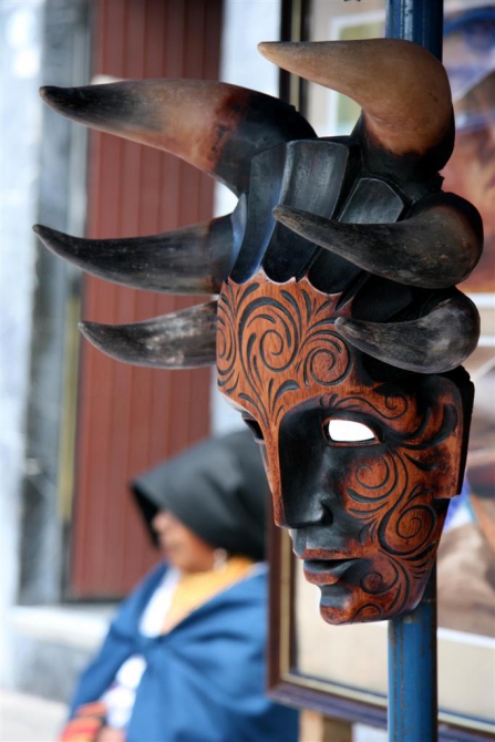 Свесить ноги в разные полушария... (Альпинизм, эквадор, котопакси, иллиница норте, галапагосы)