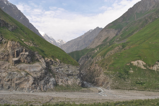Сказ о том, как шестеро добрых молодцев прошли поход 6 к.с. по Центральному Памиру. (Горный туризм)