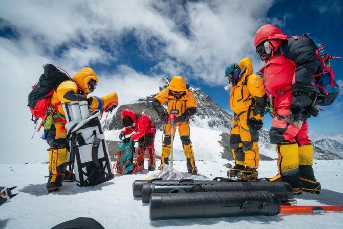 Эверест тает: глобальное изменение климата добралось до самой высокой вершины (Альпинизм)
