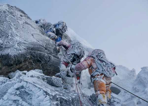 everest2023vesna-start-47 Женщину оставили в горах, а потом требовали с нее деньги за спасение (Альпинизм)