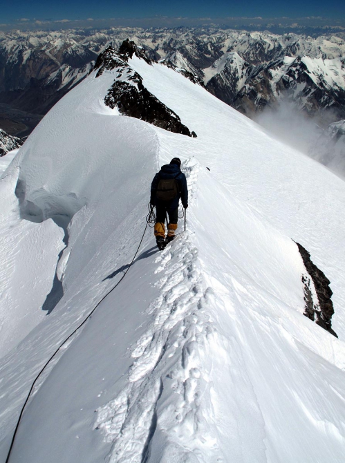 Краткий отчет о походе с восхождениями на пики Революции, Коммунизма и Ленина (Памирский марафон-2009). (Альпинизм, маи, пик ленина, пик коммунизма, пик революции)