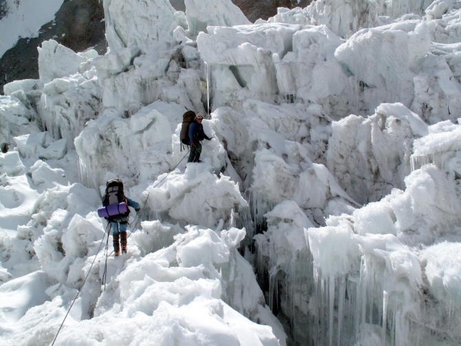 Краткий отчет о походе с восхождениями на пики Революции, Коммунизма и Ленина (Памирский марафон-2009). (Альпинизм, маи, пик ленина, пик коммунизма, пик революции)