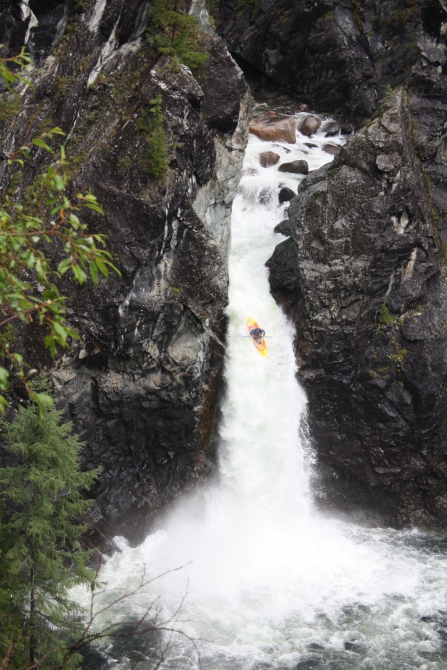 Водопадомания (Вода, riverzoo.ru, куркуре, эхе-гол, билюты, водопады, каякинг)