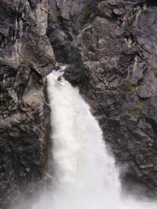 Водопадомания (Вода, riverzoo.ru, куркуре, эхе-гол, билюты, водопады, каякинг)