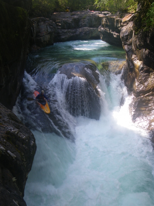 Водопадомания (Вода, riverzoo.ru, куркуре, эхе-гол, билюты, водопады, каякинг)