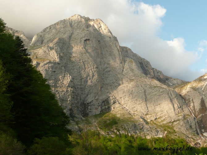 О горе Фишт, об одном восхождении и о перспективах района. (Альпинизм, гора фишт)