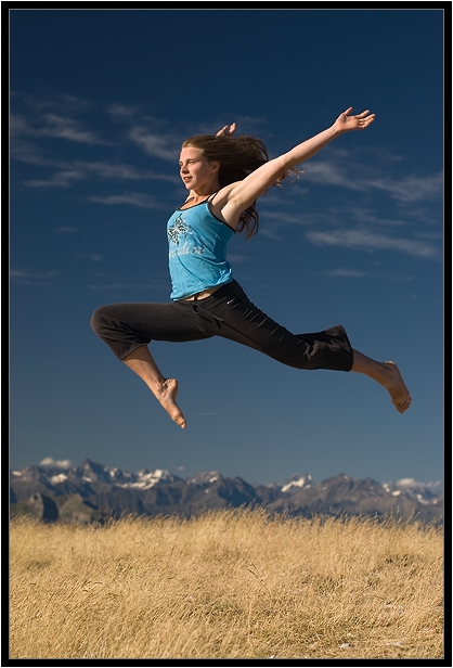 Юлия Троепольская, которая обожает скалы и выигрывает в боулдеринге. (Скалолазание, скарпа, scarpa, скалолазание)