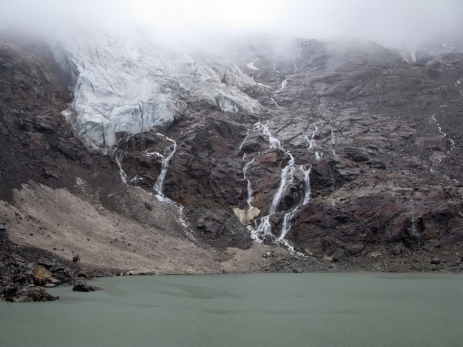 Кавказ - лето 2009. Фотоальбом (Горный туризм, горы, безенги, приэльбрусье, альпинизм, туризм, балкария, осетия)