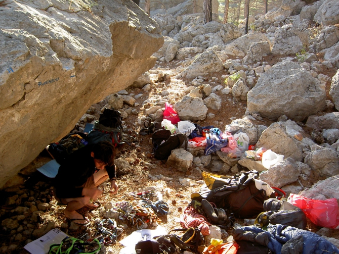 «Нависает и отбрасывает….» (Альпинизм, скальный альпинизм, гиперборея, цска им демченко, юркин, брык, шаан-кая)