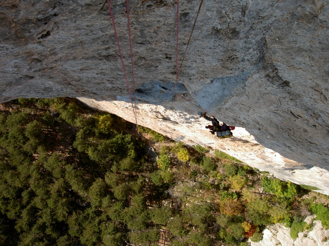 «Нависает и отбрасывает….» (Альпинизм, скальный альпинизм, гиперборея, цска им демченко, юркин, брык, шаан-кая)
