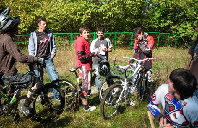 Первый открытый чемпионат Нальчика по ДАУН-ХИЛЛУ на горе Большая Кизиловка (дх, мтб, велоспорт, скоростной спуск, фрирайд)