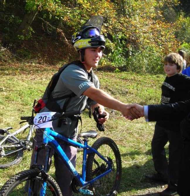 Первый открытый чемпионат Нальчика по ДАУН-ХИЛЛУ на горе Большая Кизиловка (дх, мтб, велоспорт, скоростной спуск, фрирайд)