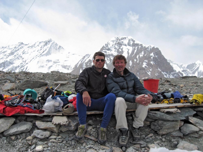 Номинанты «Хрустального пика-2009»: Победа Западная по контрфорсу СЗ стены (жандарм «Верблюд», Альпинизм, соколов, события, риск.ру, risk.ru, хрустальный пик, горелик)