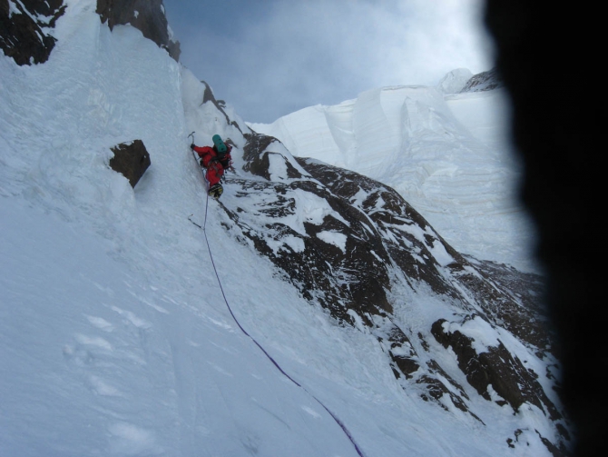 Номинанты «Хрустального пика-2009»: Победа Западная по контрфорсу СЗ стены (жандарм «Верблюд», Альпинизм, соколов, события, риск.ру, risk.ru, хрустальный пик, горелик)