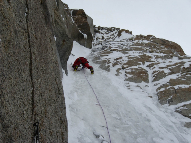 Номинанты «Хрустального пика-2009»: Победа Западная по контрфорсу СЗ стены (жандарм «Верблюд», Альпинизм, соколов, события, риск.ру, risk.ru, хрустальный пик, горелик)