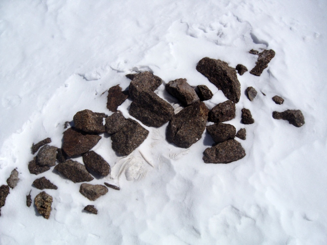 Номинанты "Хрустального пика-2009": соло на пик Победы по Северному ребру (Альпинизм, маршрут абалакова, калуга, алексей косяков, хрустальный пик, победа, риск.ру, события, risk.ru)