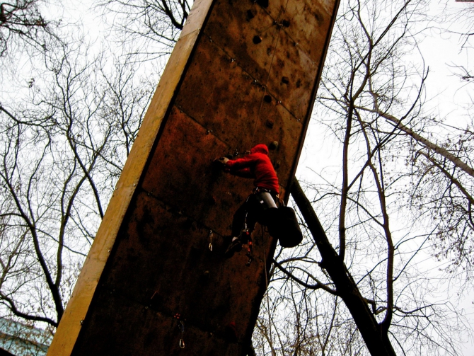 Итоги Открытия сезона. "Осенние дрозды" 2009. (Ледолазание/drytoolling, ледолазание, соревнования, драйтулинг, альпиндустрия, венто, баурок, фаис москвы, bd, джедай добринский)