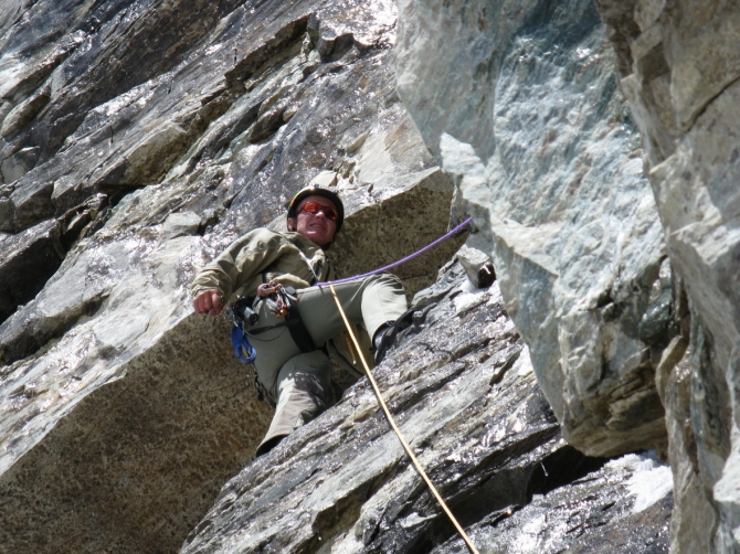 Номинанты "Хрустального пика 2009": Чо-Ойю по Юго-Восточной стене (Альпинизм, хрустальный пик, события, риск.ру, risk.ru, борис дедешко, денис урубко, горы, экспедиции, непал, 6б, первопроход, казахстан)