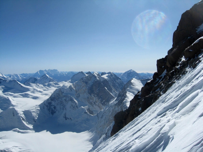 Номинанты «Хрустального пика-2009»: пик Победы по Северо-Восточному контрфорсу (Альпинизм, победа, виктор коваль, сергей кондрашкин, риск.ру, хрустальный пик, события, risk.ru, горы, маршрут журавлева)