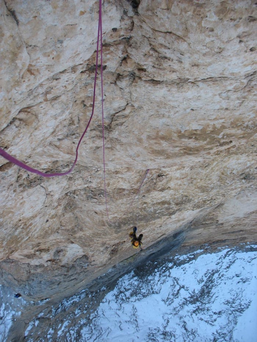 Номинанты "Хрустального пика-2009": Кара-Кая. Страна туманов... (Альпинизм, хрустальный пик, события, риск.ру, risk.ru, безенги, александр лавриненко, евгений полтавец, макс поляков)