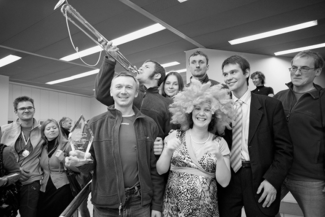 И Оскаров получают!!!! Получают Оскаров :)))))))) UPD!!! Добавлены ФОТО!!! (Альпинизм, risk.ru, фар, события, золотой ледоруб, риск.ру, хрустальный пик)