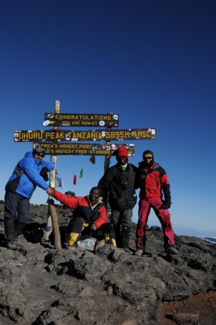 Скайраннер 4. Над чёрным континентом (Скайраннинг, red fox asia, андрей пучинин, скайраннинг)