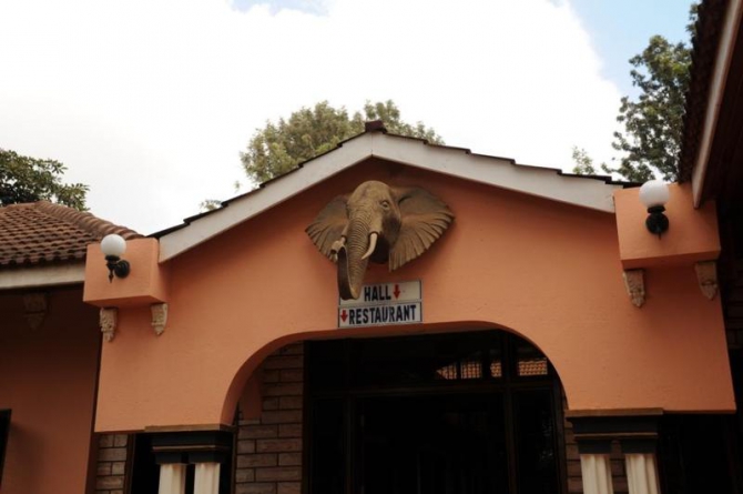 Скайраннер 4. Над чёрным континентом (Скайраннинг, red fox asia, андрей пучинин, скайраннинг)