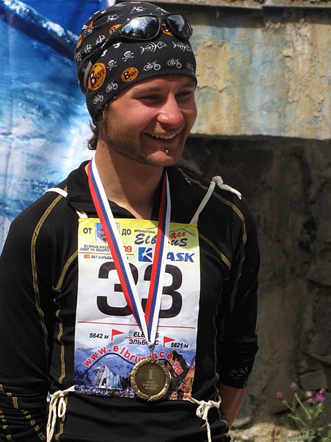 Валентин Вергилюш, победитель internatinal Elbrus Race 2009 в "Классике" номинирован на премию Прорыв! (Альпинизм, russianclimb.com, top sport travel, забег, рекорд, bask, эльбрус)