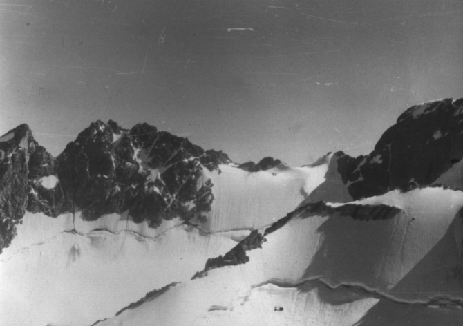 История одесского альпинизма в фотографиях из альбомов А.В.Блещунова. (альпинизм в одессе, одесса, история альпинизма)