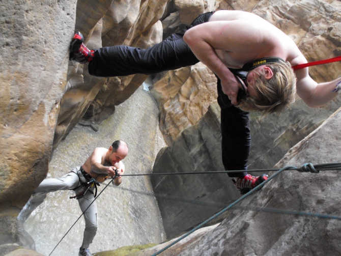 Они едут в Африку! Что в программе на сегодня? Иордания:)), Путешествия, way2africa, автопутешествие, андрей шпак, вадим шмайлов, африка, экспедиции)