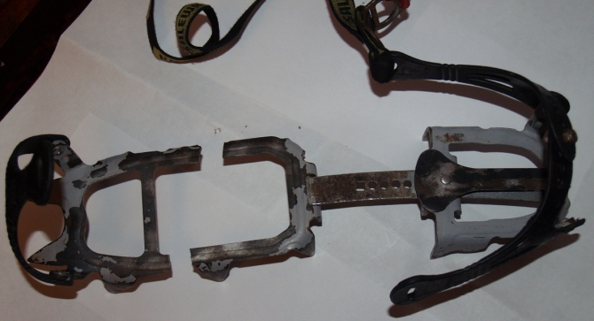 Сломать кошки на ровном месте? (salewa)