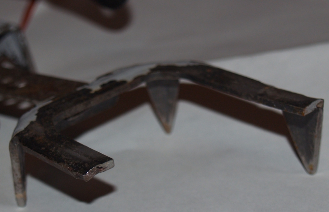 Сломать кошки на ровном месте? (salewa)