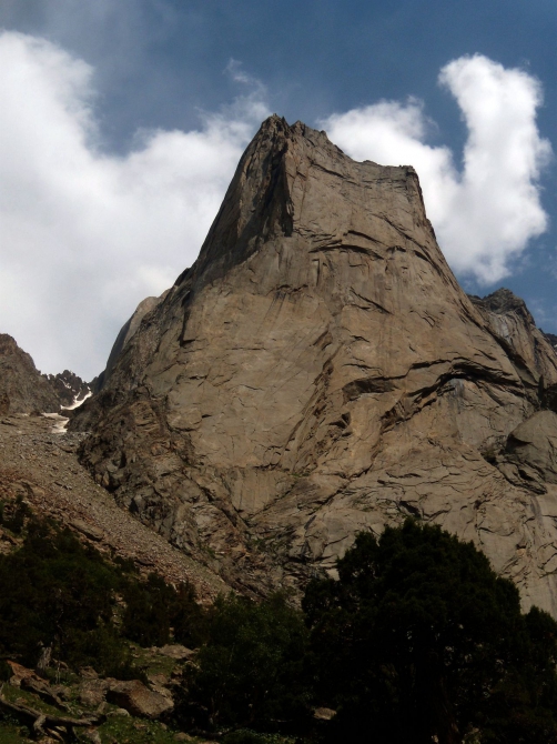 МГУ в Каравшине. Часть первая. Ночь на Ортотюбеке. (Альпинизм)