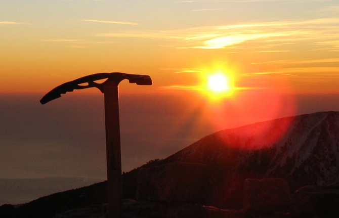 Проекты мирового уровня валяются под ногами! Но только в горах! Максим Шакиров взял себе один... (Альпинизм, северная, имлиль, марокко, тубкаль, атлас, африка, горы)