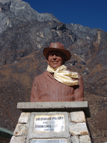 Новый Год под Эверестом. (Путешествия, мусарский владимир, намче базар, нуптзе, кала патар, ама даблам, лукла, лходзе, непал, гималаи)